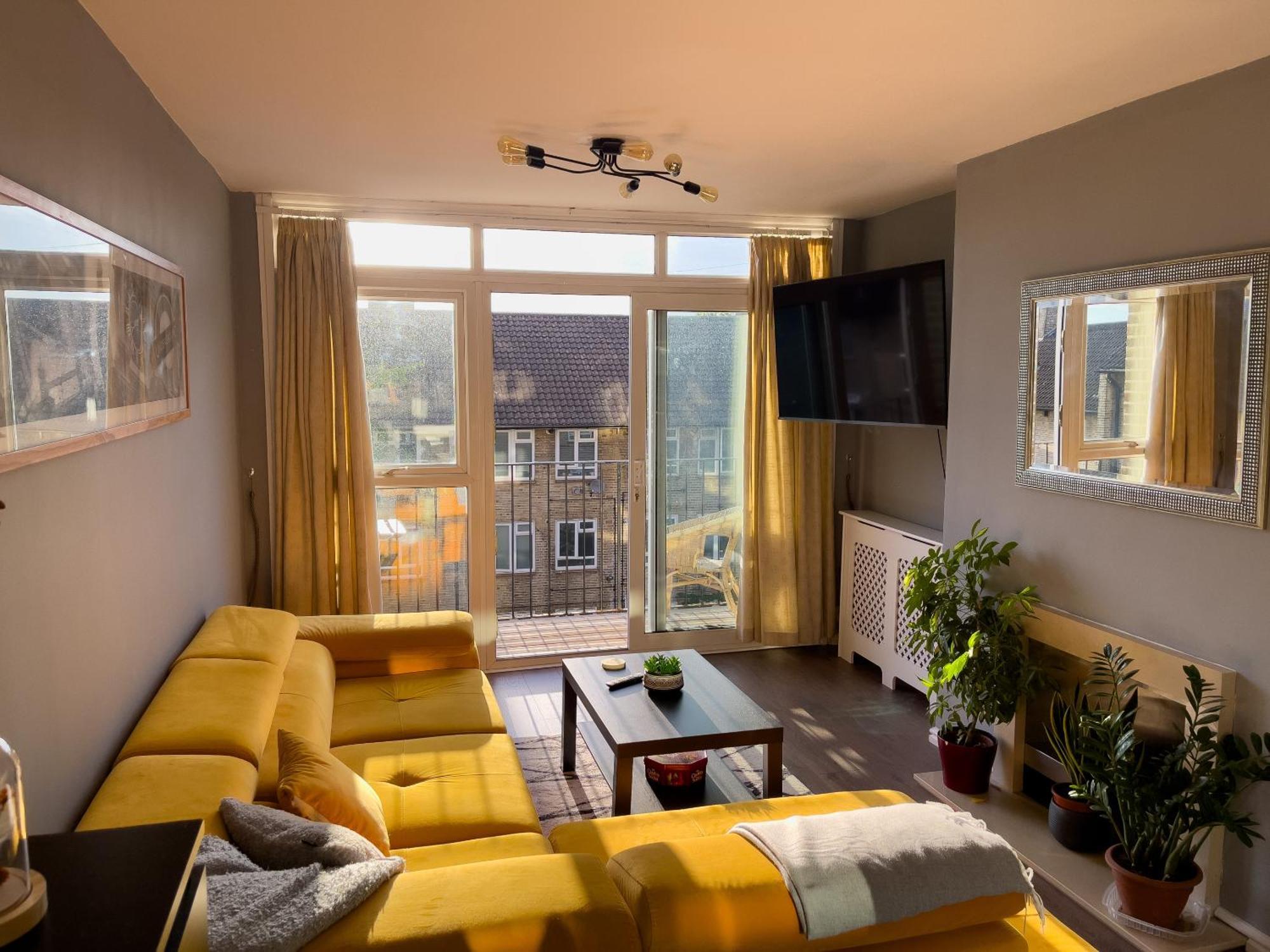 Beautiful 3-Bed Apartment At Swiss Cottage London Kültér fotó